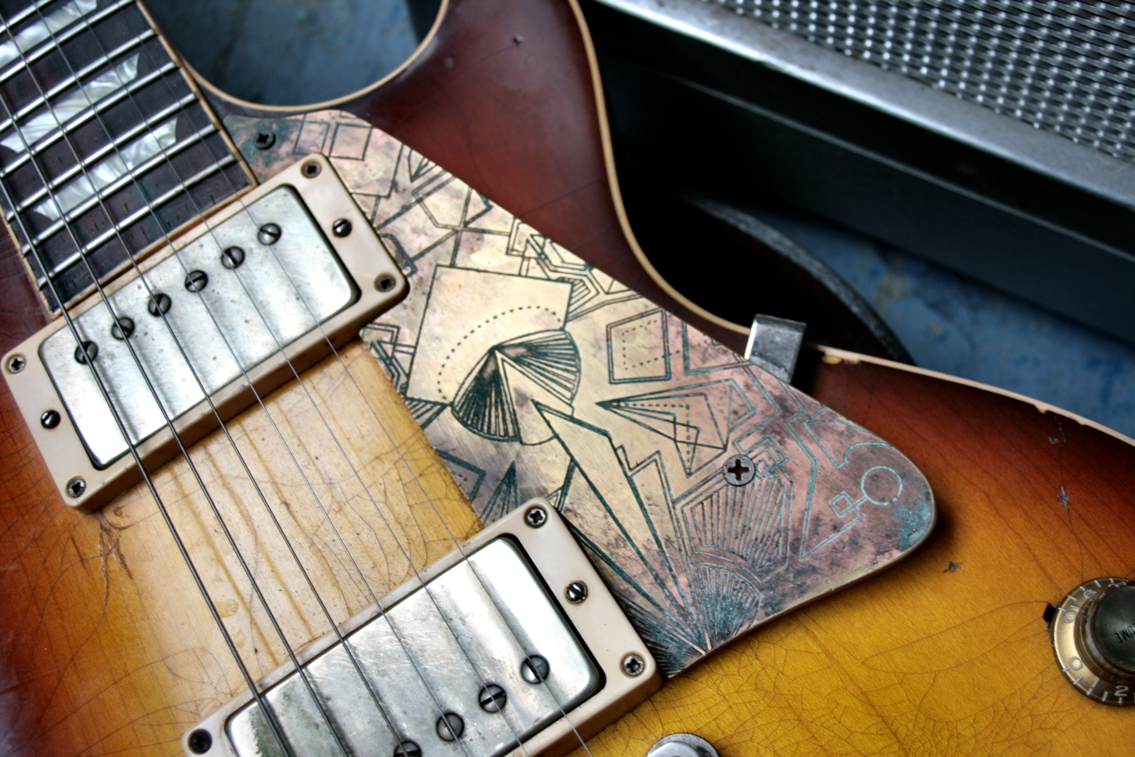 Les Paul Brass Plate